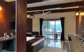 The Green Gate Resort Mulshi